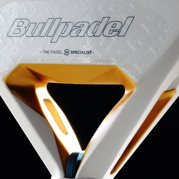 Ракетка для падела BULLPADEL Pearl 26, 493804, для профессионалов, карбон, бело-серый за 35&nbsp;929.50 ₽ в Оренбурге