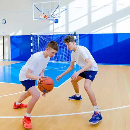 Щит баскетбольный игровой (монолитный поликарбонат) 1050х1800 мм ZAVODSPORTA за 47&nbsp;600 ₽ купить в Оренбурге